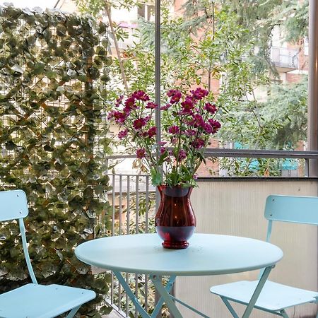 Giardini Margherita Monolocale Con Balcone โบโลญญา ภายนอก รูปภาพ